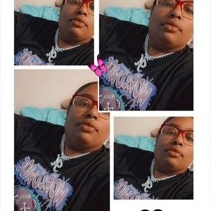 Meet your Posher, Katelyn